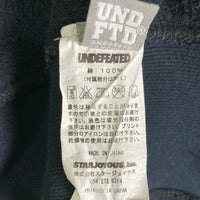 UNDEFEATED アンディフィーテッド ロゴパーカー ネイビー sizeM 瑞穂店