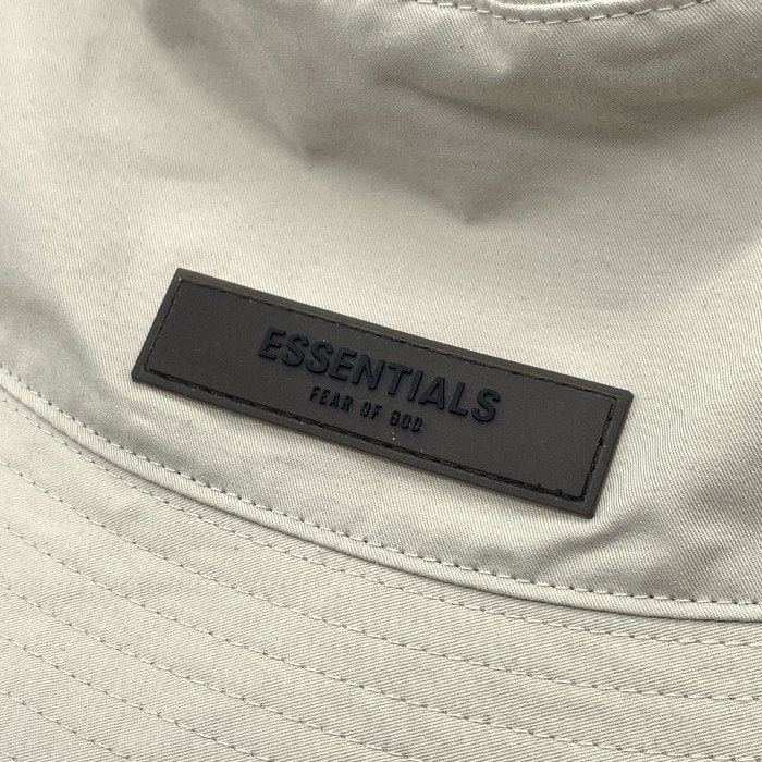 ESSENTIALS エッセンシャルズ ラバーロゴ バケットハット ライトグレー Size L/XL 福生店