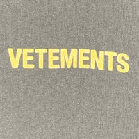 VETEMENTS ヴェトモン 20AW プリント Tシャツ ブラック UAH21TR500-M Size M 福生店