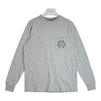 CHROME HEARTS クロムハーツ セメタリーバックプリント ホースシュークロス スクロールラベル ポケット Tシャツ グレー sizeM 瑞穂店