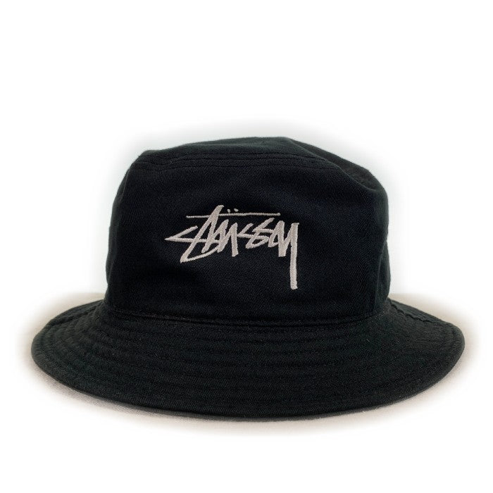 STUSSY ステューシー 刺繡ロゴ バケットハット ブラック Size L/XL 福生店