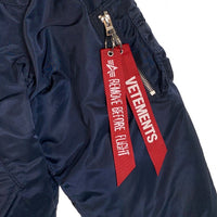 VETEMENTS ヴェトモン 20AW ALPHA アルファ Reversible Bomber Jacket リバーシブル ボンバージャケット MA-1 ネイビー ブラック Size L 福生店