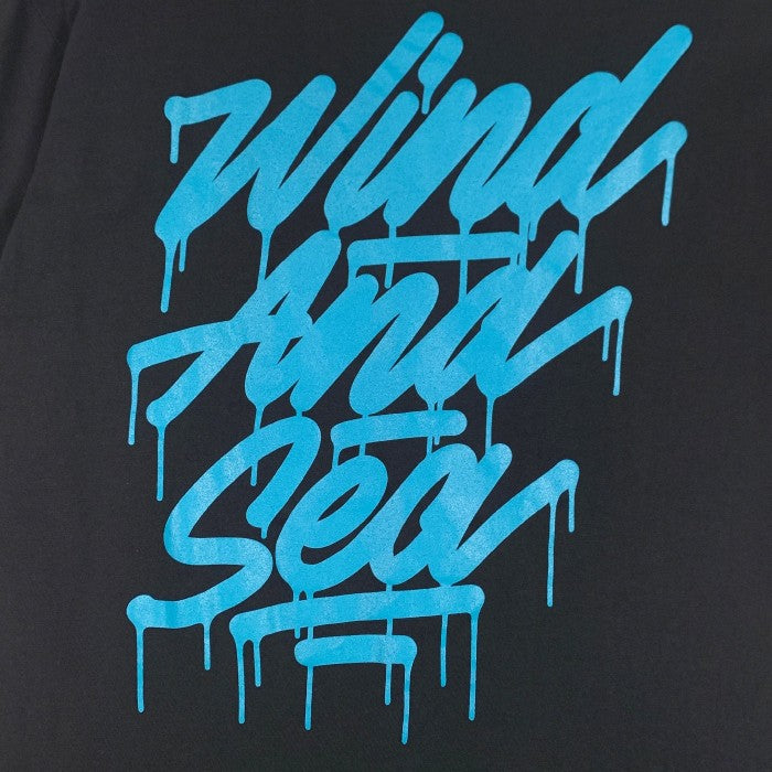 WIND AND SEA ウィンダンシー IT`s A LIVING TEE プリント Tシャツ