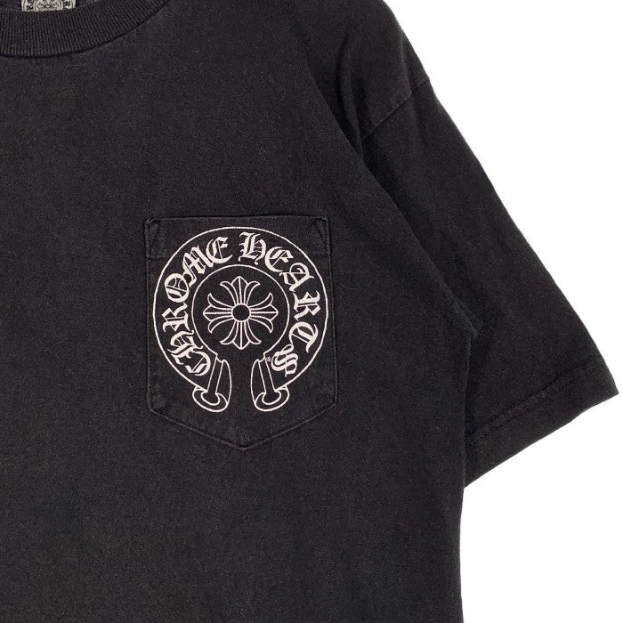 Chrome Hearts クロムハーツ スクロールラベル ホースシュー プリント ポケット Tシャツ ブラック Size M 福生店